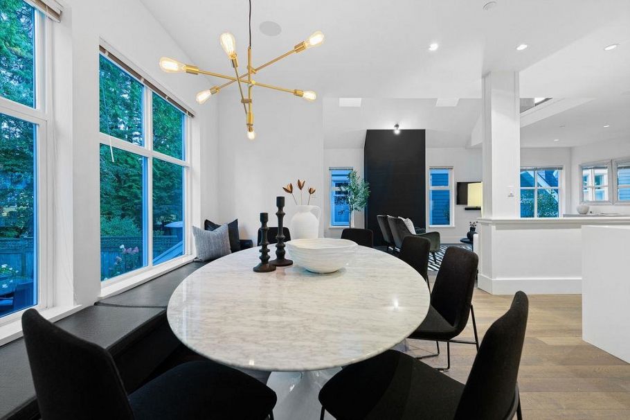 3761 Edgemont Boulevard North Vancouver, BC - 14