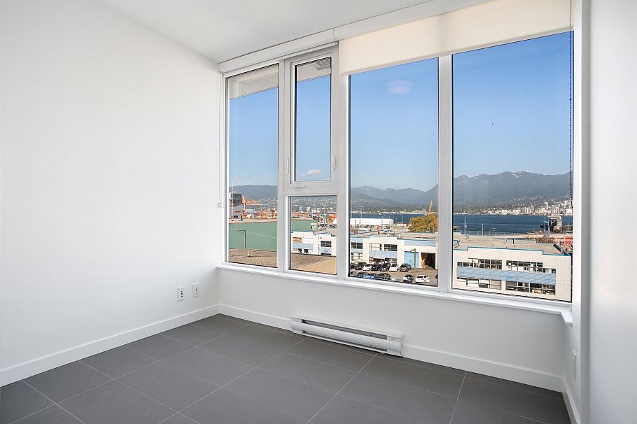 554 955 E Hastings Street Vancouver, BC - 6