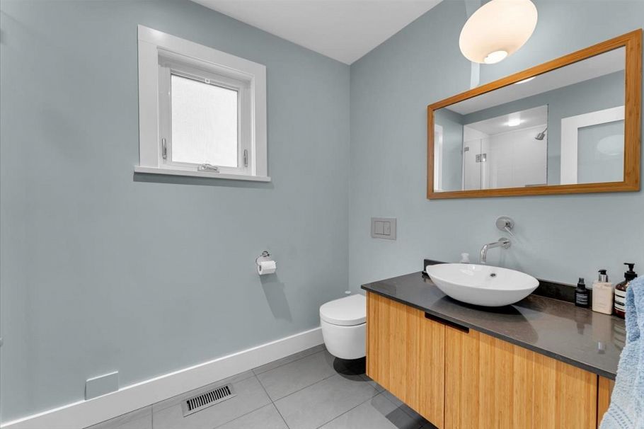 57 W 17th Avenue Vancouver, BC - 15