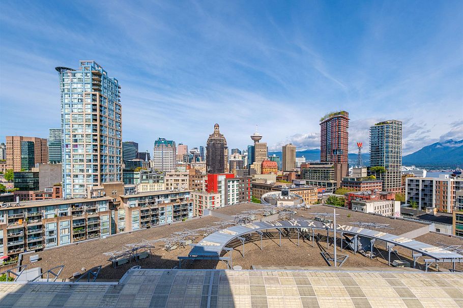 1703 63 Keefer Place Vancouver, BC - 4