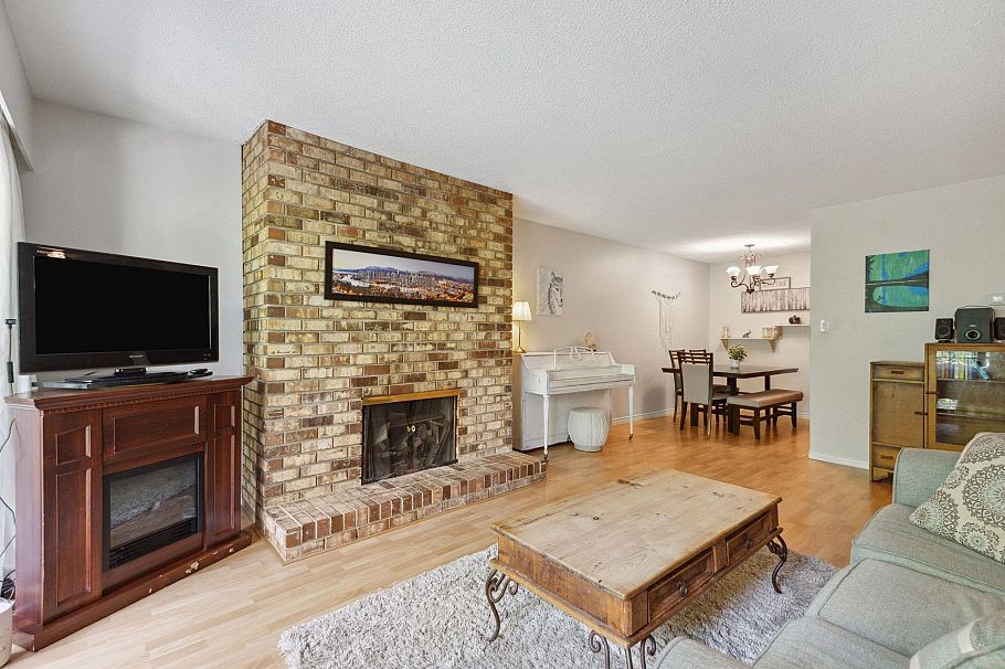 306 1385 Draycott Road North Vancouver, BC - 4