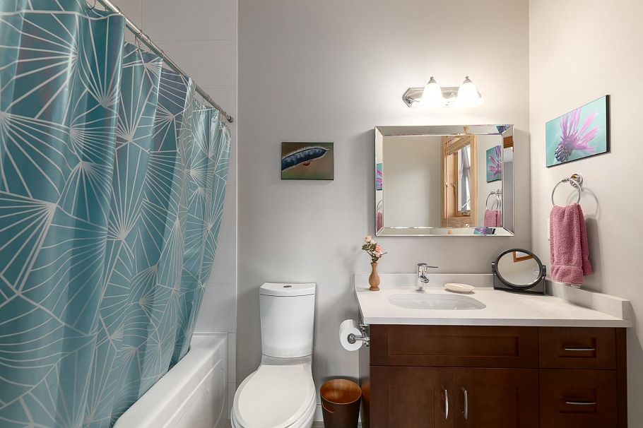 3230 W 31st Avenue Vancouver, BC - 21