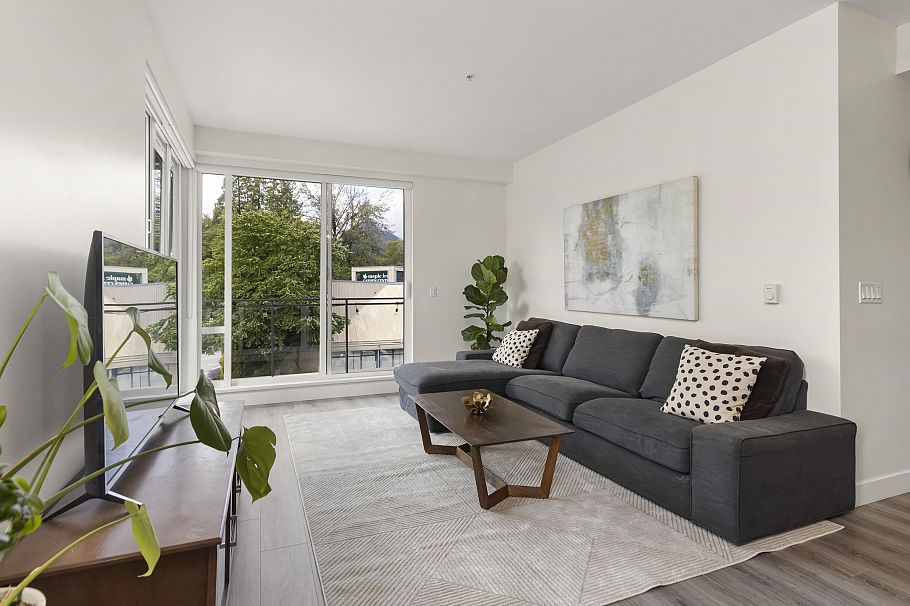 303 1327 Draycott Road North Vancouver, BC - 7