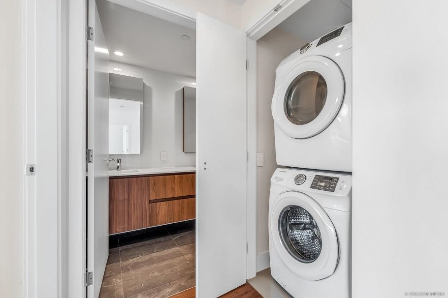 203 389 W 59th Avenue Vancouver, BC - 11