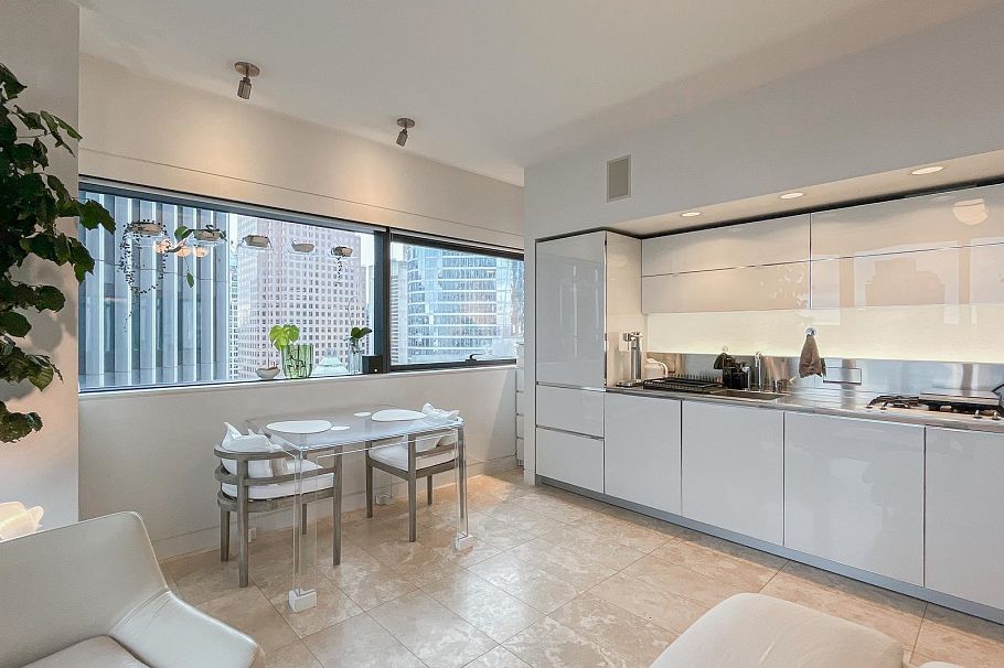 2005 838 W Hastings Street Vancouver, BC - 9