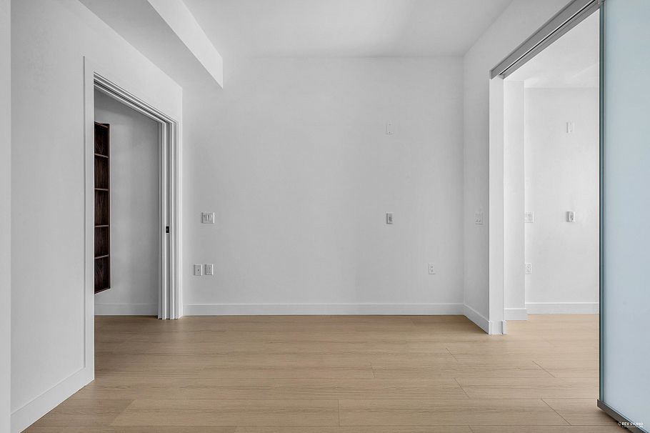 407 422 E 3rd Street North Vancouver, BC - 12