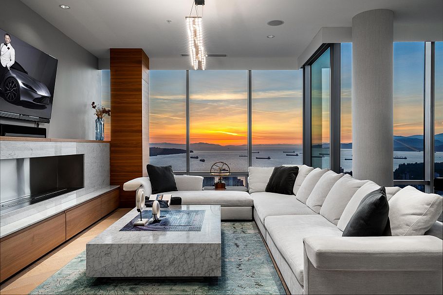 5302 1128 W Georgia Street Vancouver, BC - 2