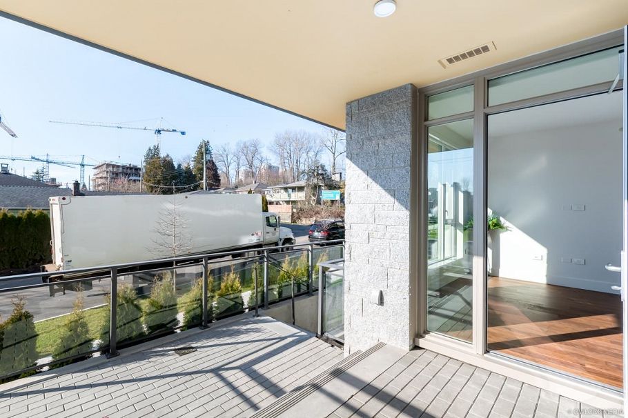 203 389 W 59th Avenue Vancouver, BC - 15