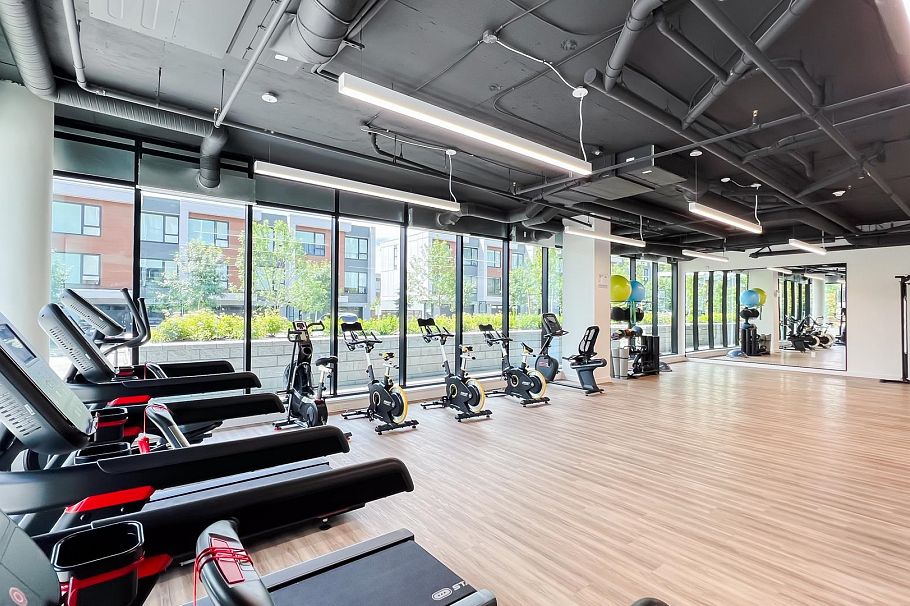 422 3594 Malsum Drive North Vancouver, BC - 24