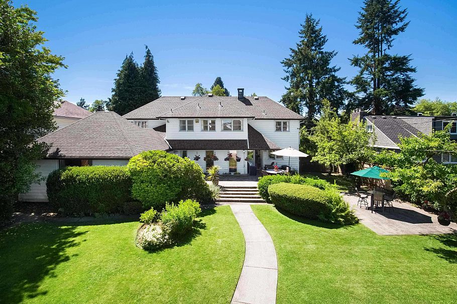 1655 W 41st Avenue Vancouver, BC - 1