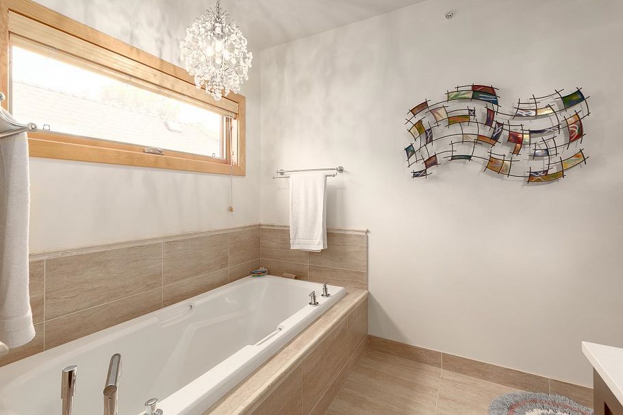 3230 W 31st Avenue Vancouver, BC - 17