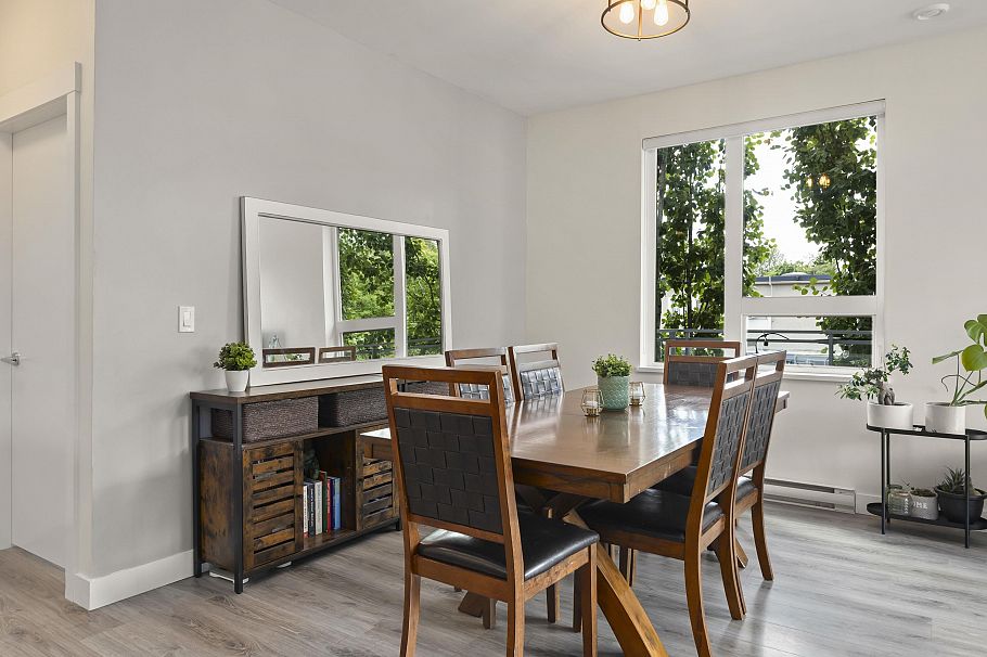 303 1327 Draycott Road North Vancouver, BC - 4