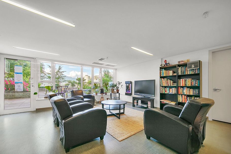 302 933 E Hastings Street Vancouver, BC - 30