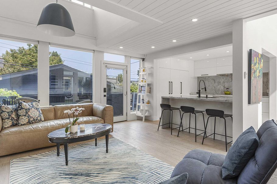 4615 W 7th Avenue Vancouver, BC - 20