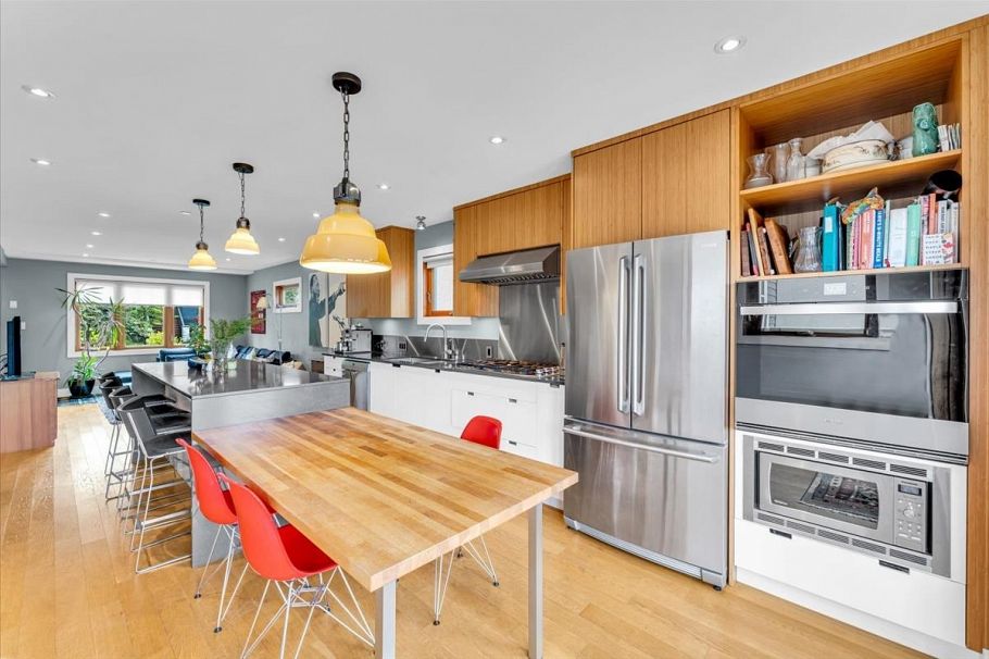 57 W 17th Avenue Vancouver, BC - 5