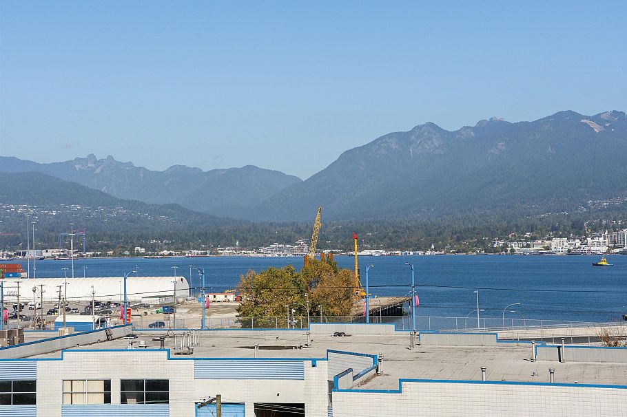 554 955 E Hastings Street Vancouver, BC - 8