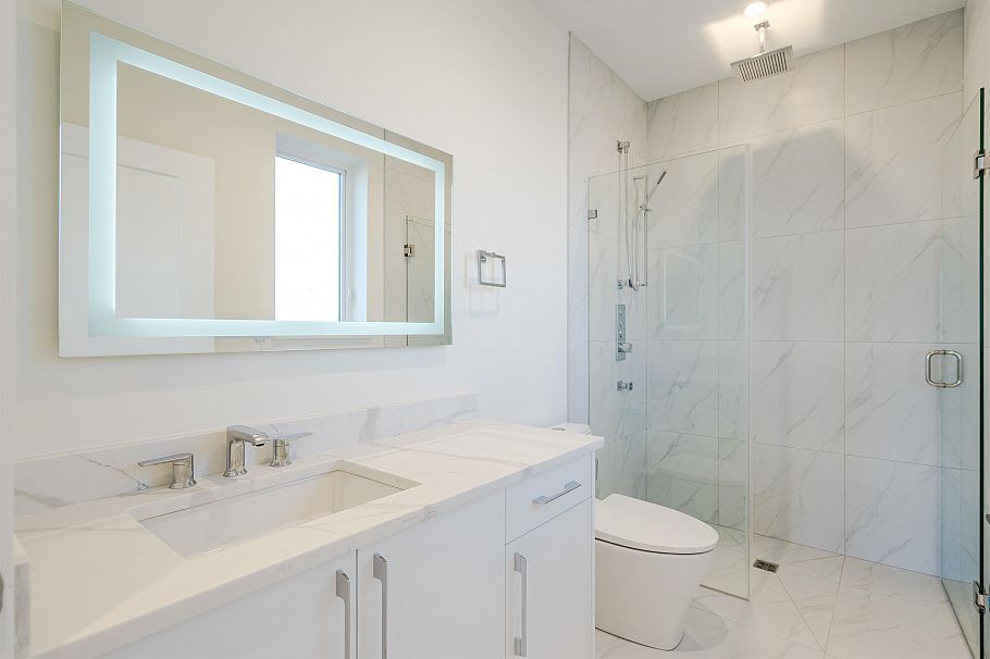 8182 Cartier Street Vancouver, BC - 16