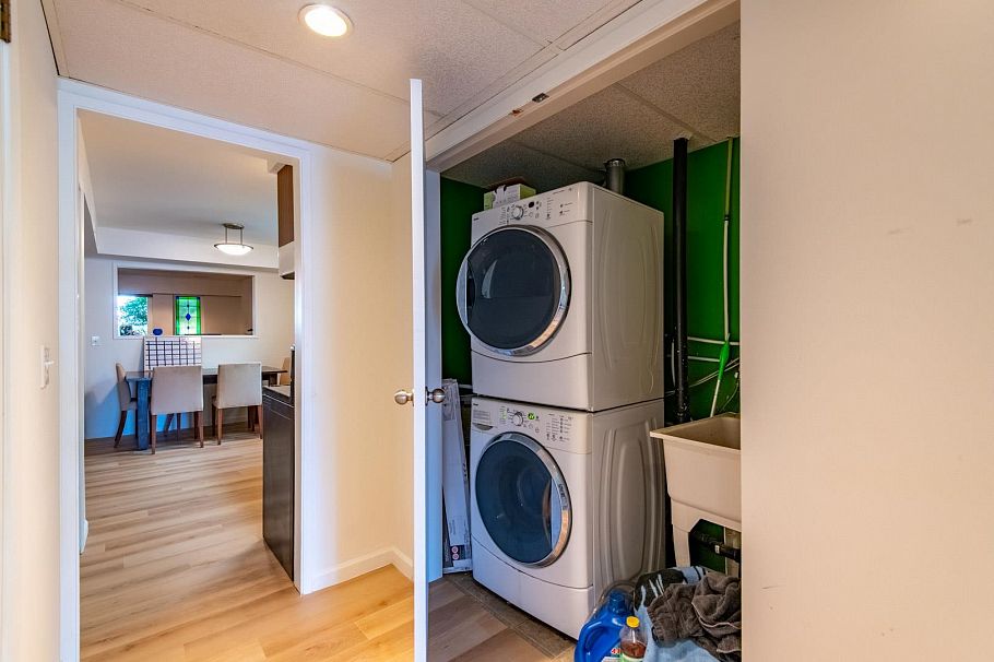 3530 W 31st Avenue Vancouver, BC - 29