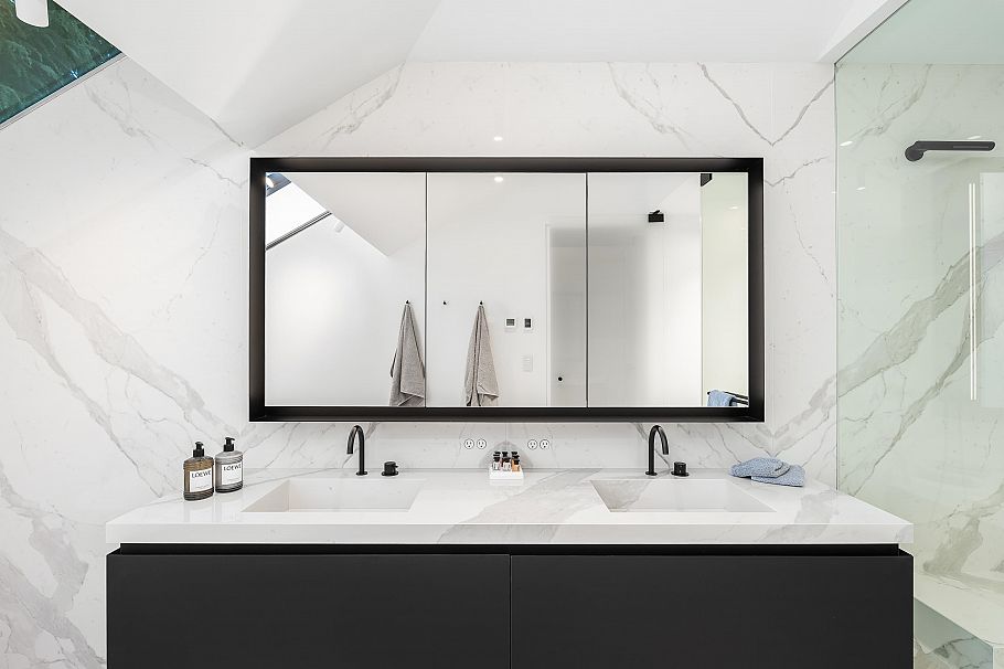 4416 W 1st Avenue Vancouver, BC - 16