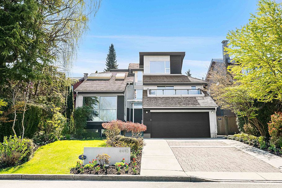 4416 W 1st Avenue Vancouver, BC - 1