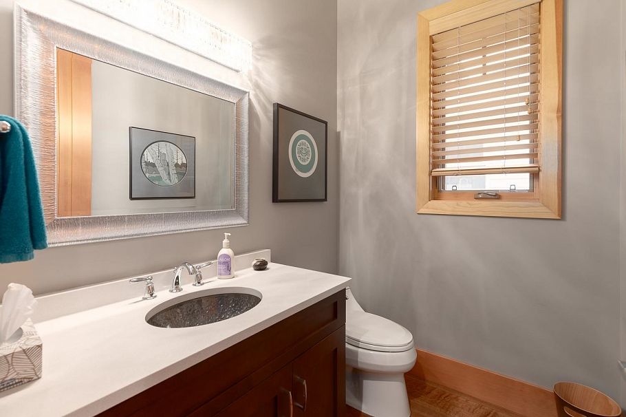 3230 W 31st Avenue Vancouver, BC - 10