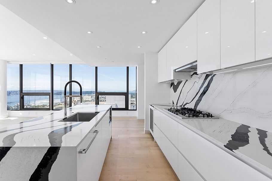 1602 135 E 13th Street North Vancouver, BC - 9