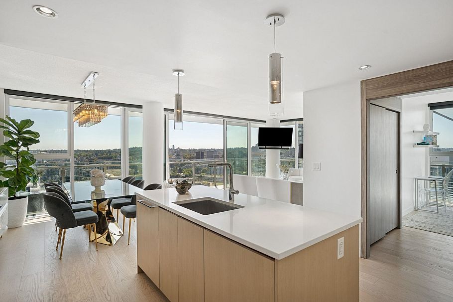 2618 89 Nelson Street Vancouver, BC - 4