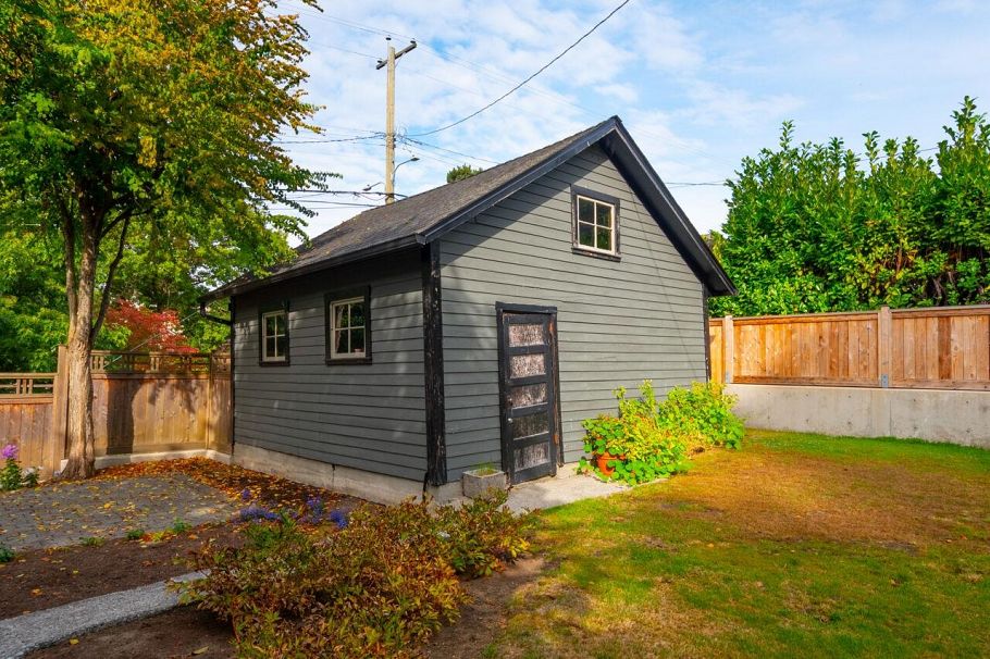 1809 Venables Street Vancouver, BC - 30