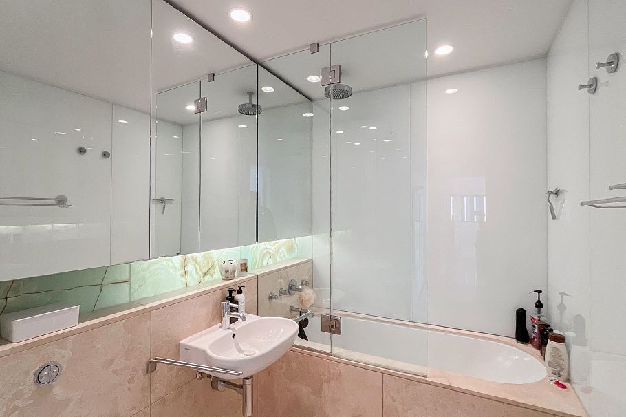 2005 838 W Hastings Street Vancouver, BC - 15