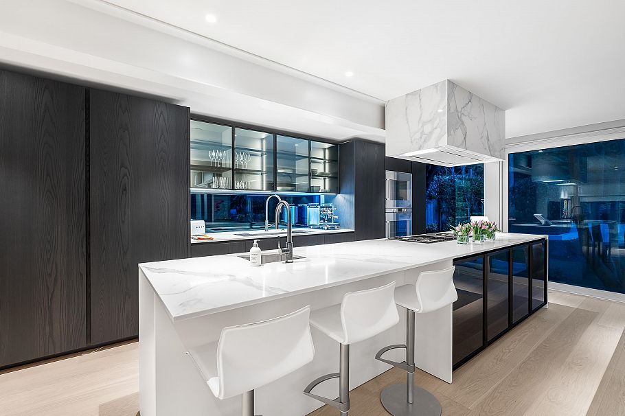 4416 W 1st Avenue Vancouver, BC - 7