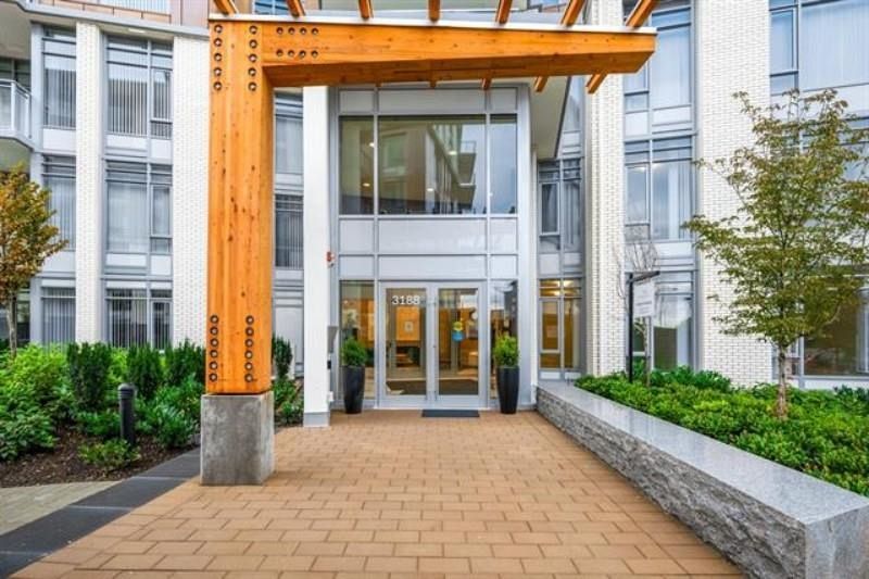 111 3188 Riverwalk Avenue Vancouver, BC - 3