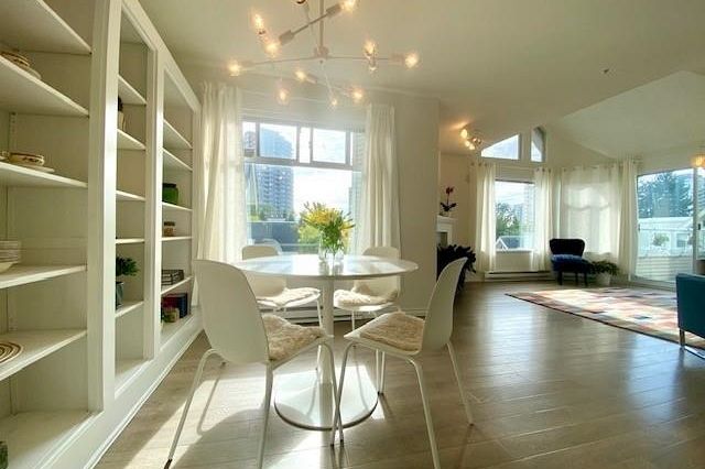 401 3638 Rae Avenue Vancouver, BC - 2