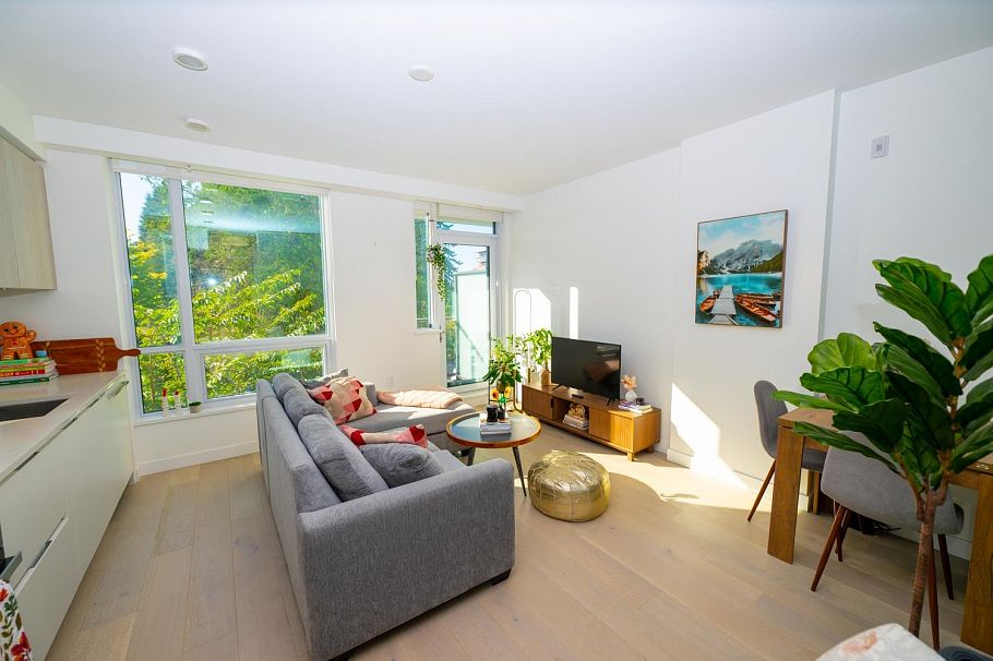 212 4240 Cambie Street Vancouver, BC - 11