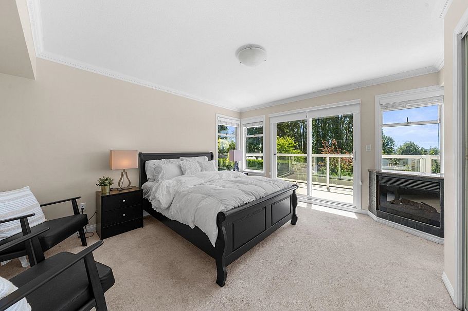 2 460 W 6th Street North Vancouver, BC - 18