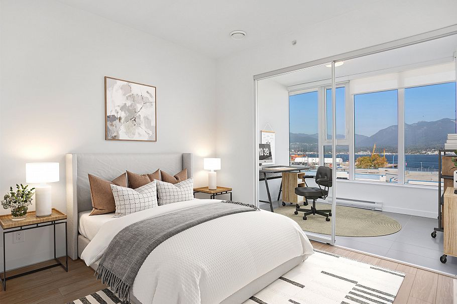 554 955 E Hastings Street Vancouver, BC - 4