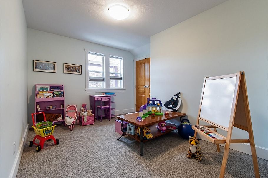 419 E 23rd Avenue Vancouver, BC - 14