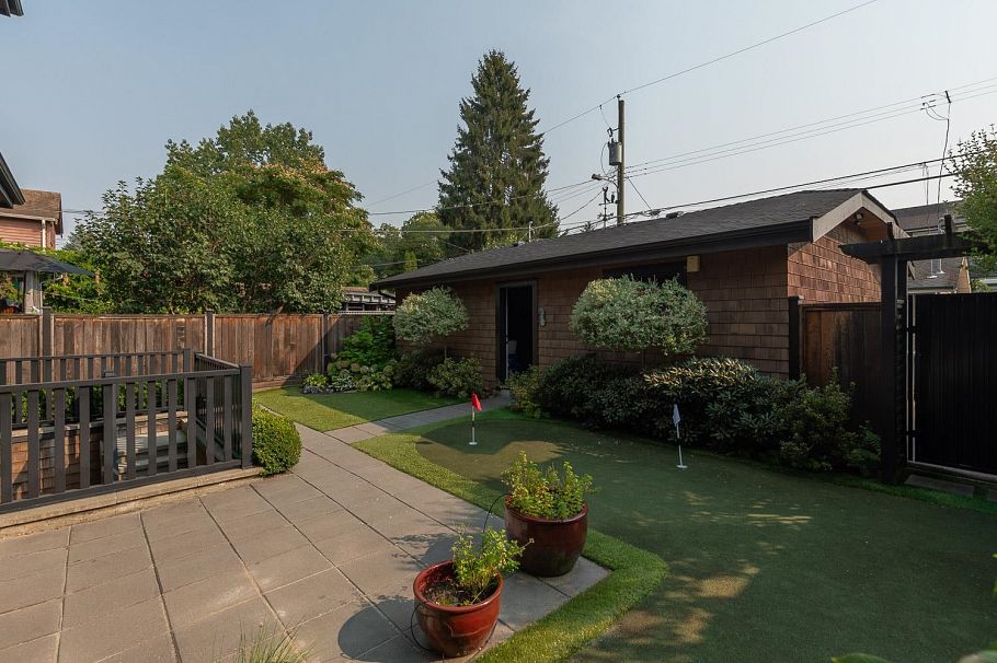 3230 W 31st Avenue Vancouver, BC - 28