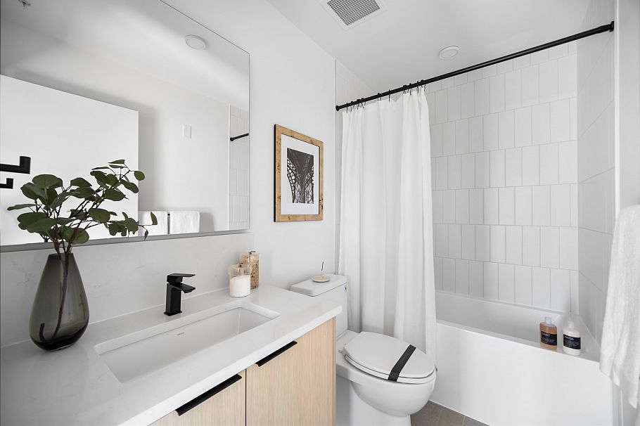 509 422 E 3rd Street North Vancouver, BC - 16