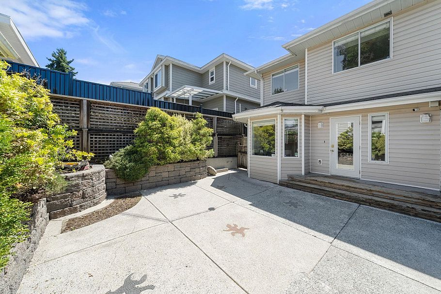 2 460 W 6th Street North Vancouver, BC - 28