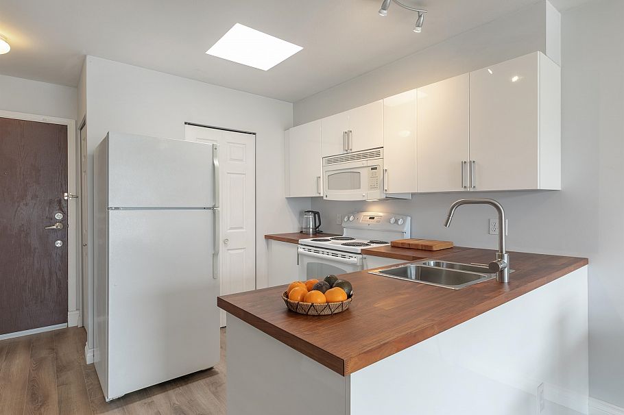 PH11 418 E Broadway Vancouver, BC - 5