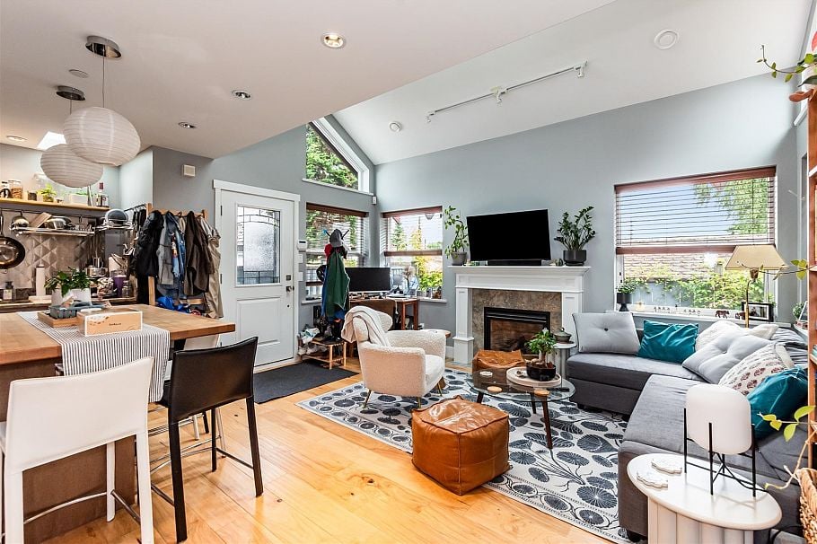 419 E 23rd Avenue Vancouver, BC - 23