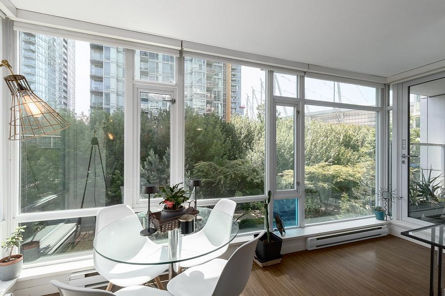 315 161 W Georgia Street Vancouver, BC - 12