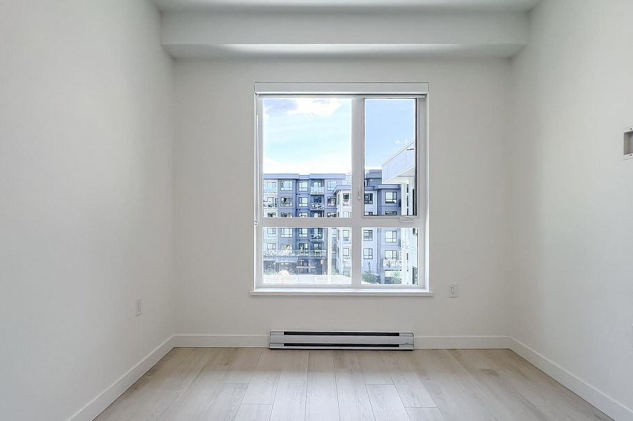 422 3594 Malsum Drive North Vancouver, BC - 14