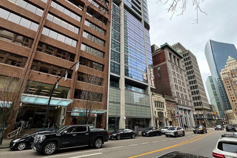 2005 838 W Hastings Street Vancouver, BC - 1