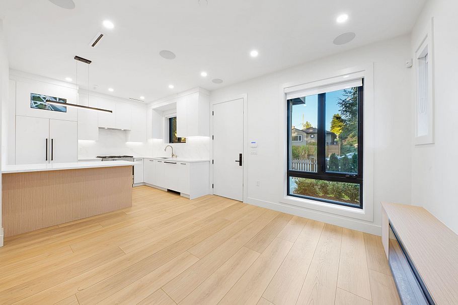 5325 Inverness Street Vancouver, BC - 7