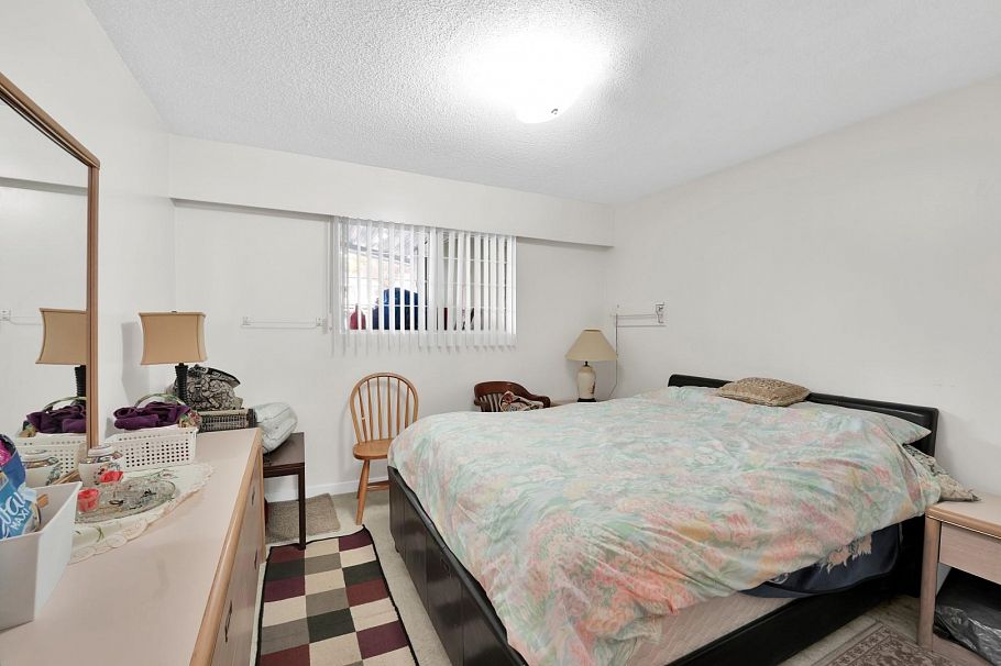 1457 SE Marine Drive Vancouver, BC - 22