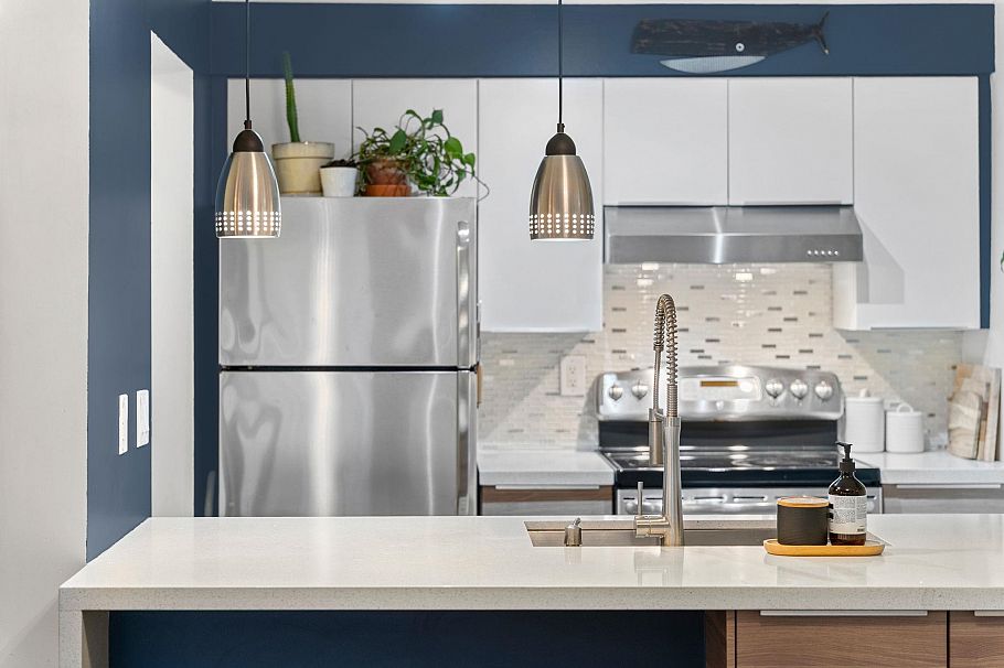 101 2215 Mcgill Street Vancouver, BC - 6