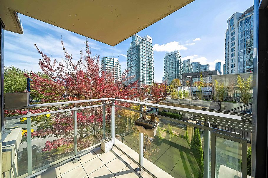 301 1863 Alberni Street Vancouver, BC - 11