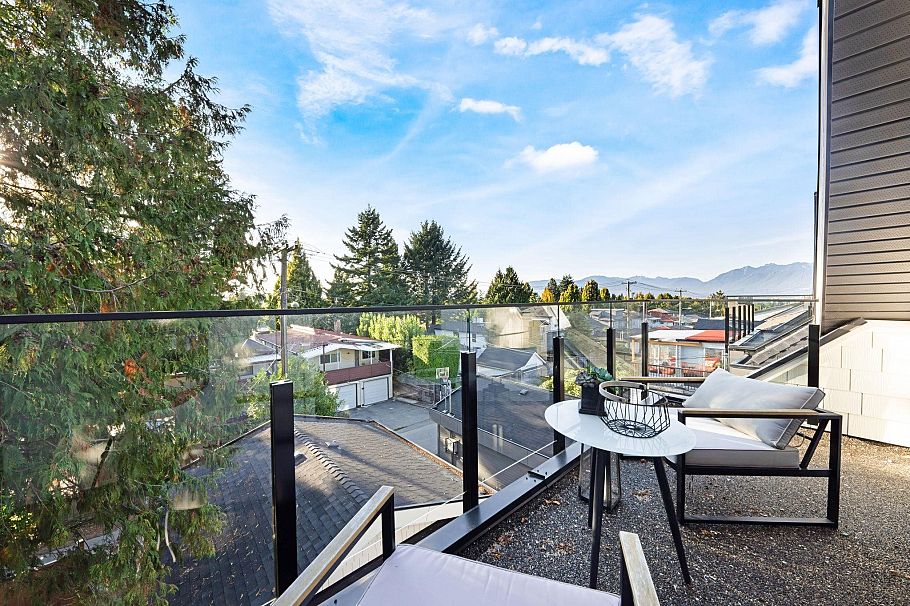 2 1233 E 37th Avenue Vancouver, BC - 25