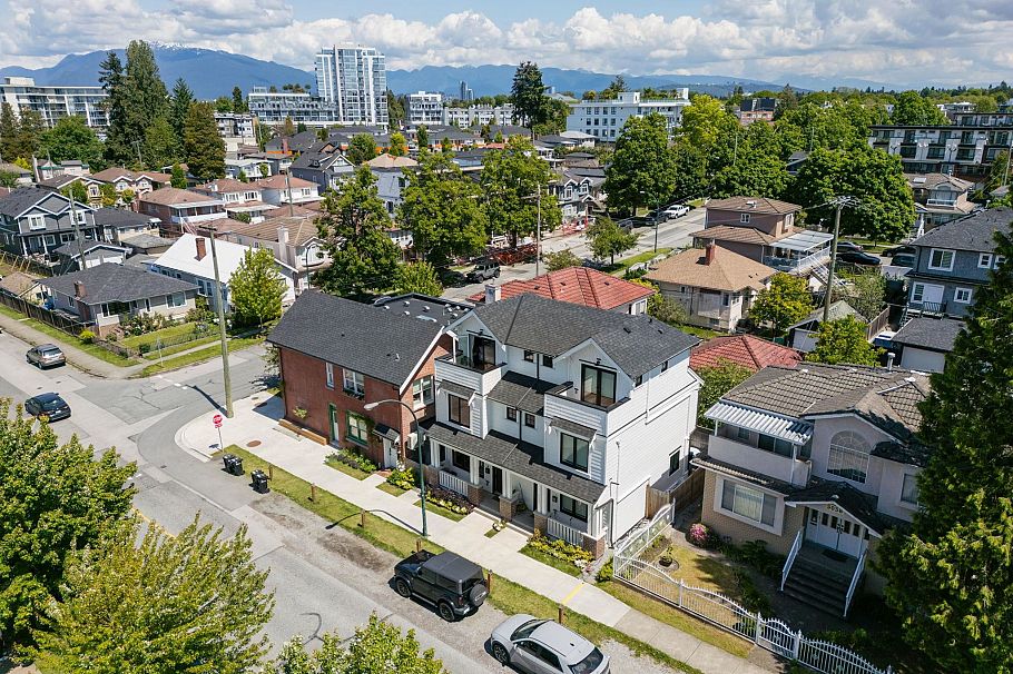 5018 Nanaimo Street Vancouver, BC - 27
